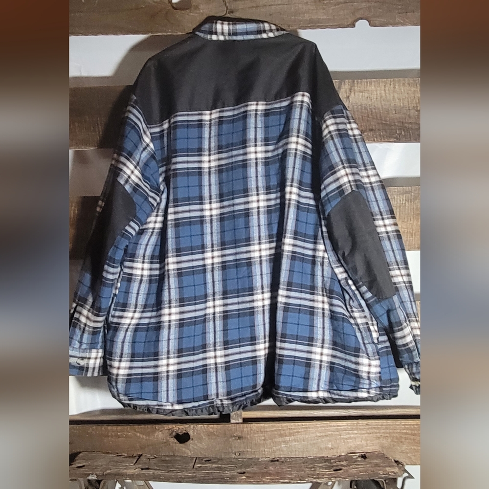 Dickes blue plaid button-up heavy flannel shirt - Picture 2 of 3